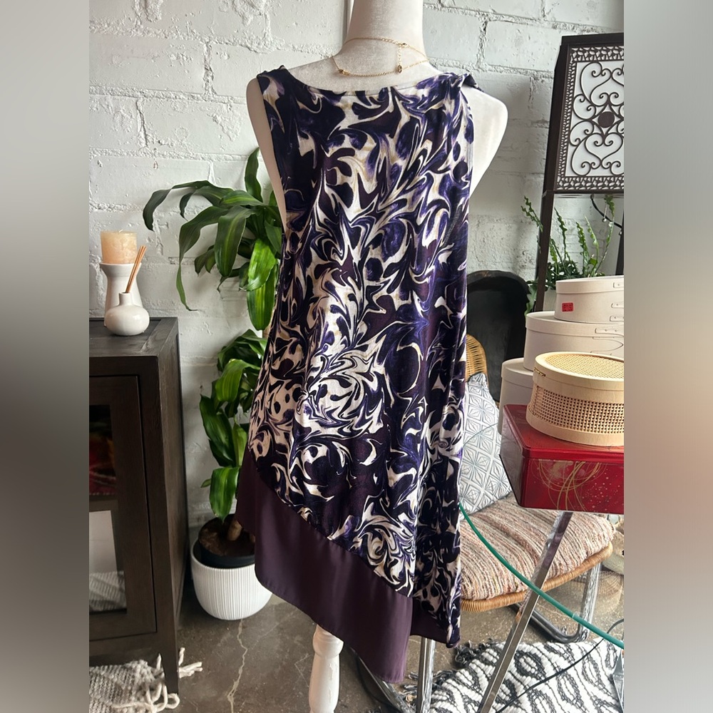 Simply Vera Asymmetrical Dress - Picture 5 of 7
